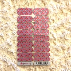 Jamberry Blossoming Love Nail Wrap
